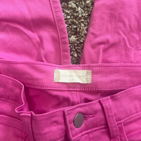 Altar'd State Women's Pink High Rise Flare Leg Raw Hem Jeans Size 25 - Picture 3 of 3